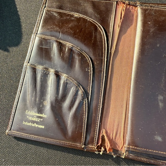 Vintage Embossed Brown Leather Wallet checkbook - Picture 4 of 5